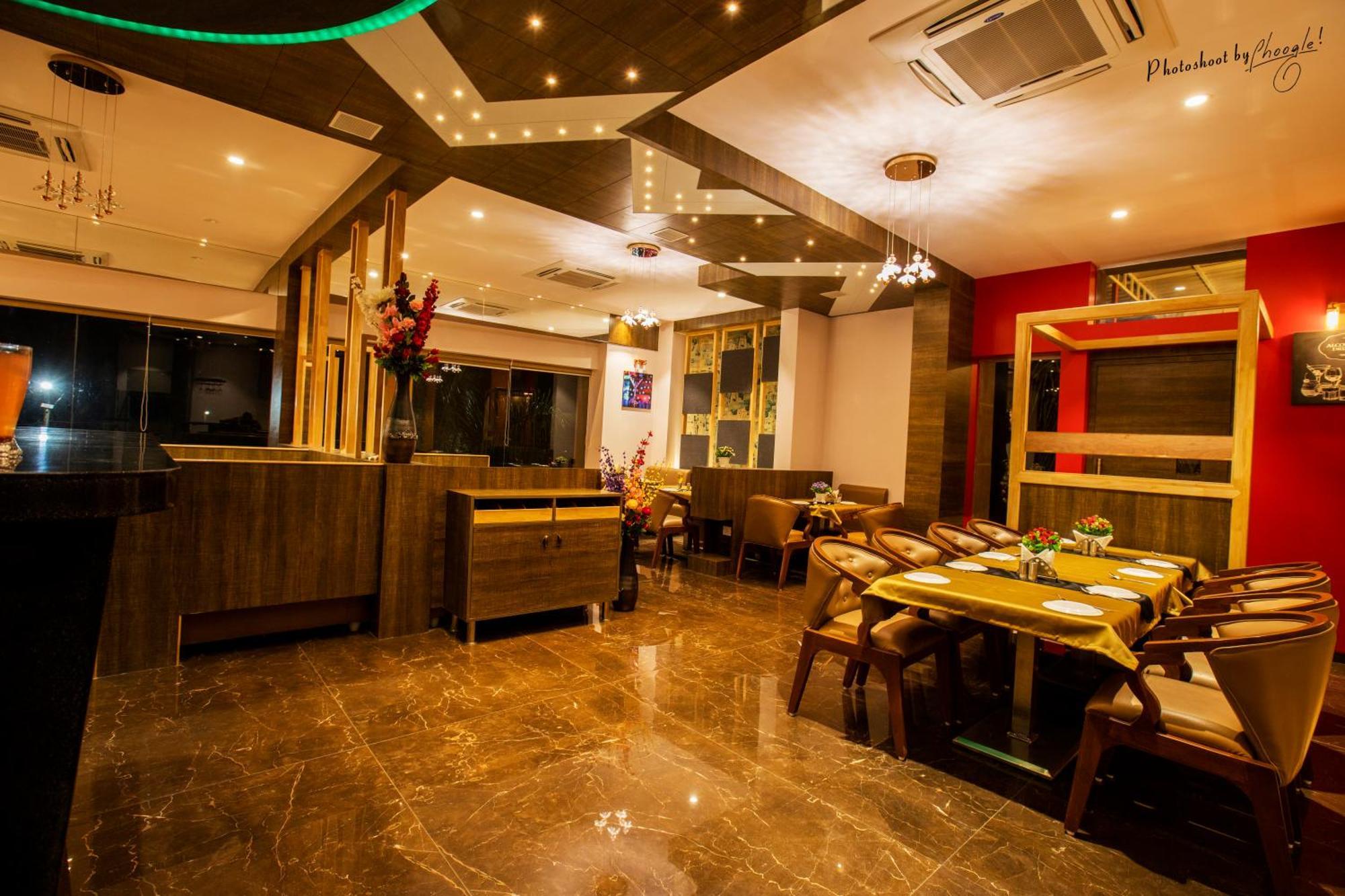 Hotel Prabha Palace Ahmednagar Exterior foto